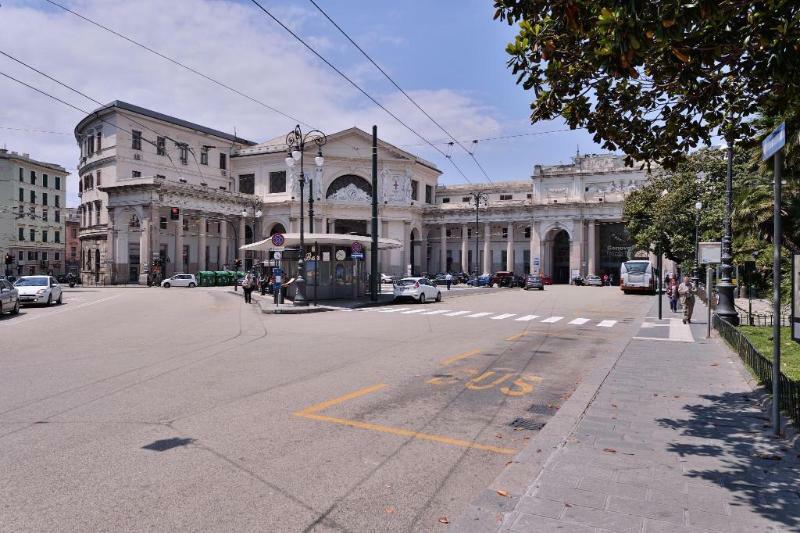 Hotel Le Tre Stazioni Genoa Exterior photo